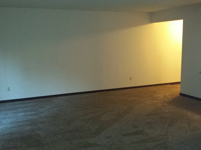505B Columbia Dr — Photo 3
