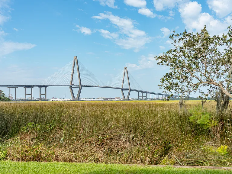 835 Bridge Point Cir — Photo 44