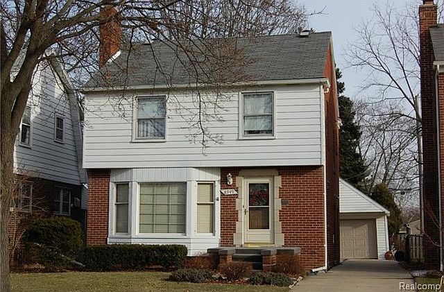 1st image of 8949 Manor Ave