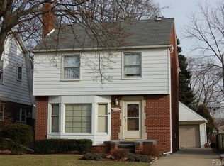 8949 Manor Ave, Allen Park, MI 48101