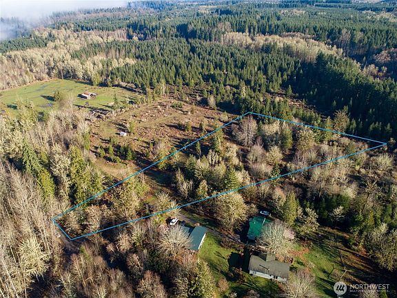 3rd image of 15 X Cougar Lane