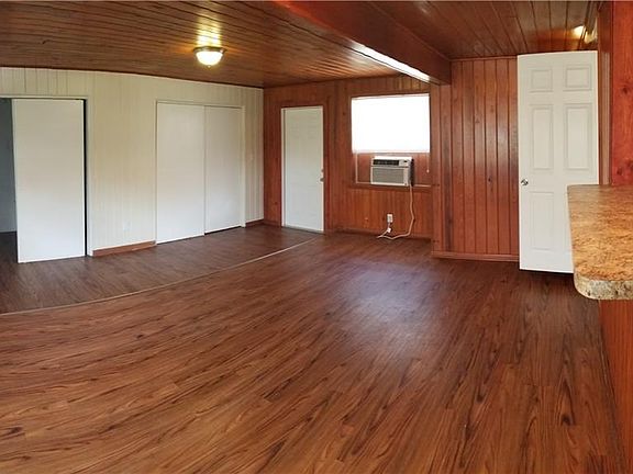 5th image of 123 E Woodland Dr
