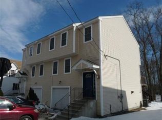 40 Pine Hill Rd, Worcester, MA 01604