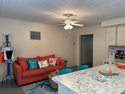 1 bed, $1,990 — Photo 4