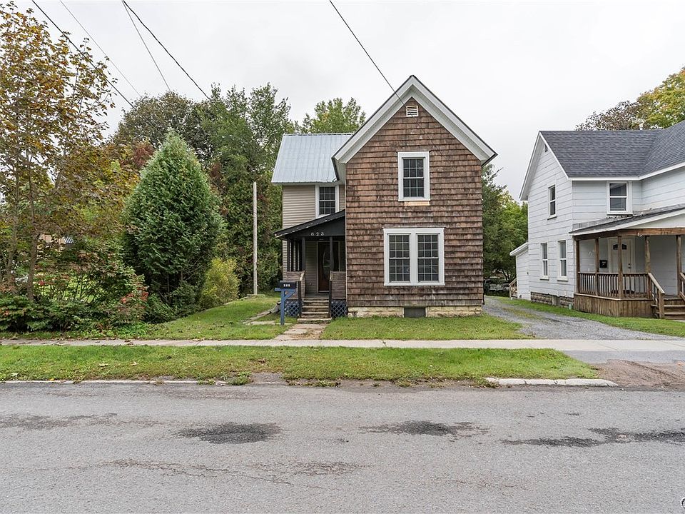 1st image of 823 Alexandria St