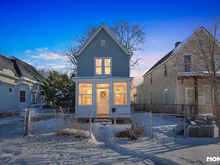920 S Matthew St — Photo 1