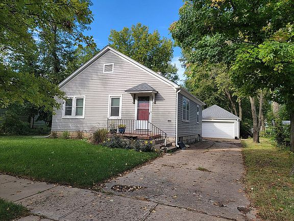 3rd image of 311 S Topeka St