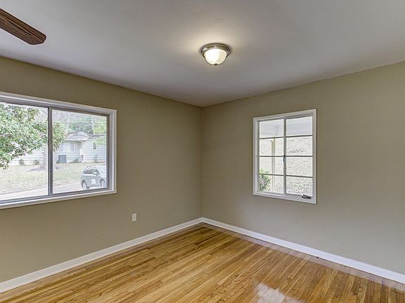 4th image of 312 Broadmoor Ln