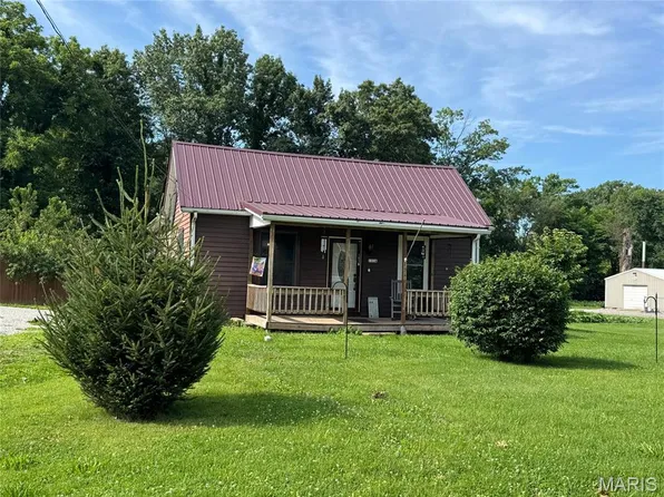 1516 W Main St, Vandalia, IL 62471