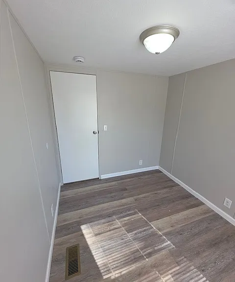 900 Kathleen Dr #28 — Photo 8