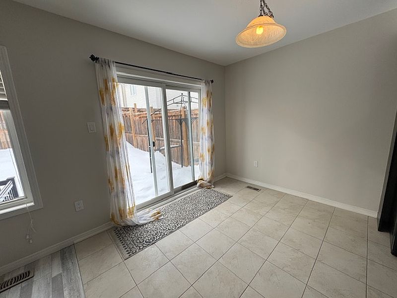 Kitchener Apartment for rent - 3 Bedrooms — photo 20