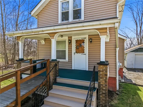 2678 Draper Ave SE, Warren, OH 44484