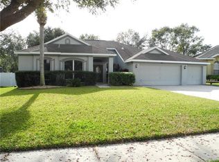 2805 Clover Dew Ct, Valrico, FL 33596