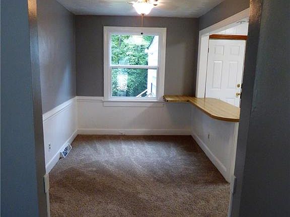 3rd image of 206 Algiers Dr