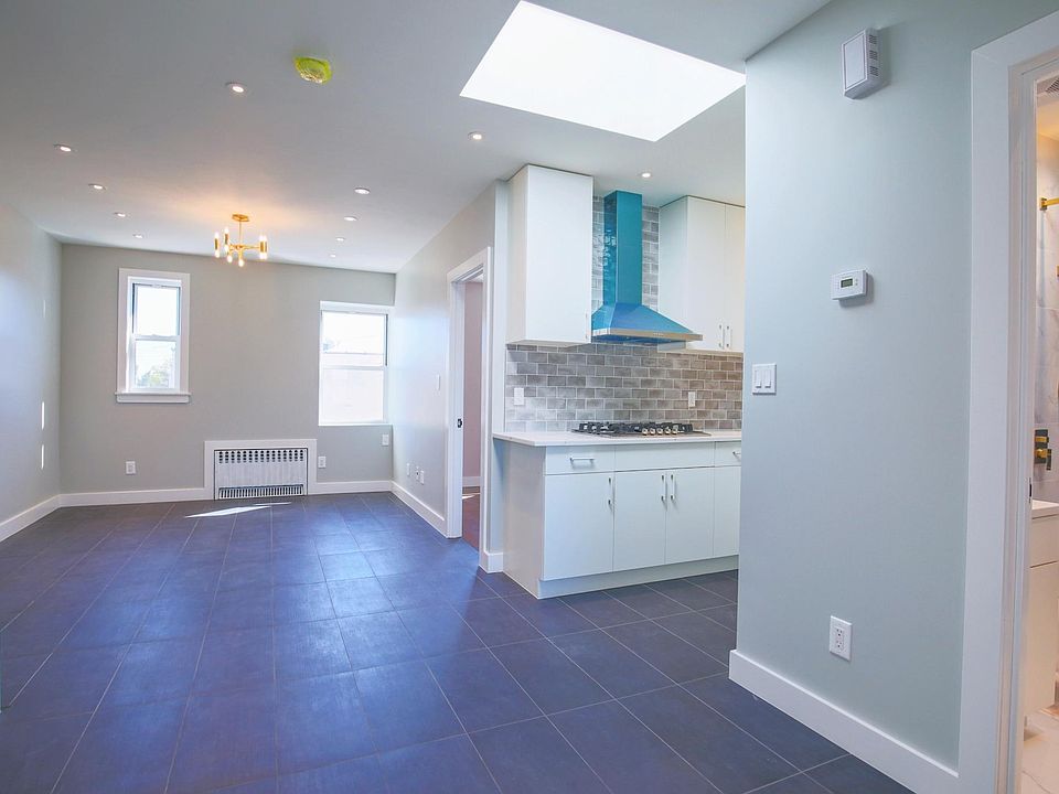 1st image of 7115 12th Ave Floor 2