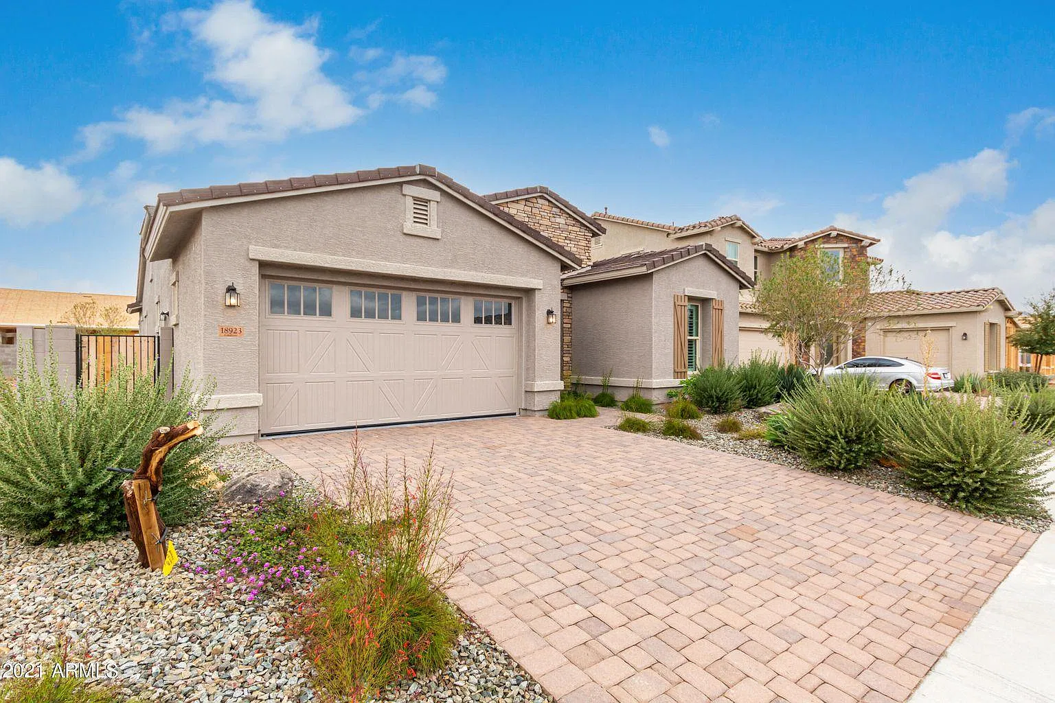18923 W Palo Verde Dr — Photo 2