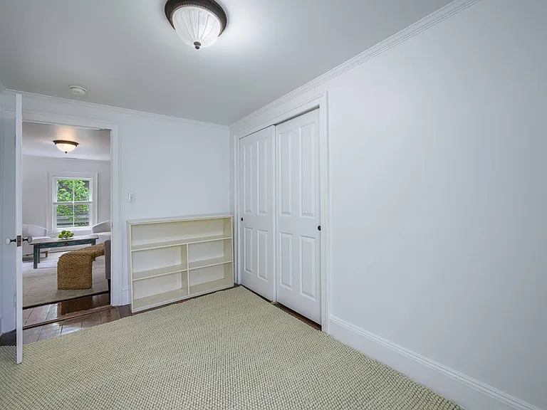 364B Main St — Photo 13