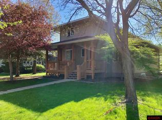 401 N 3rd St, Saint Peter, MN 56082