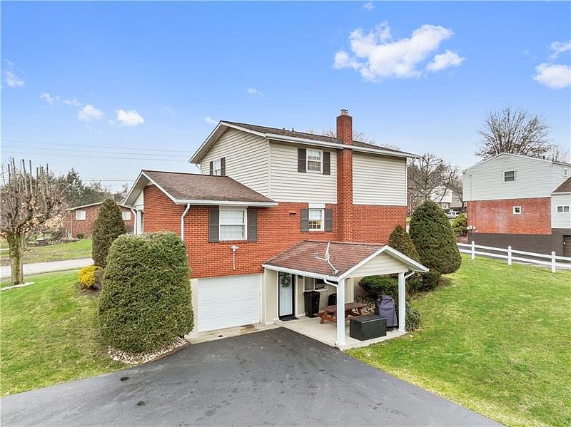 79 Emerson St, Uniontown, PA 15401 Zillow