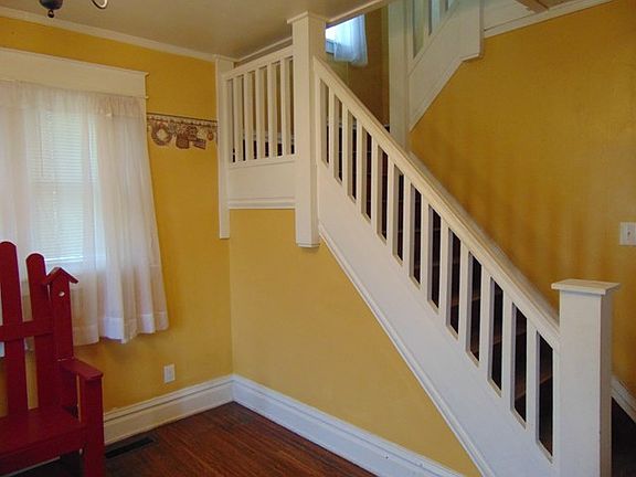 3rd image of 1603 Mound St