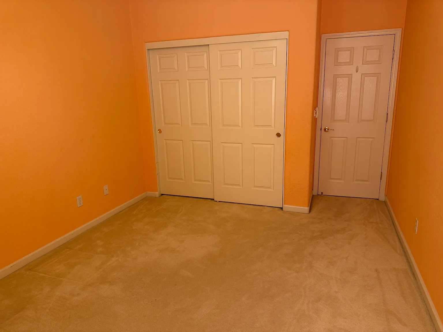 1533 Whispering Oaks Way — Photo 4