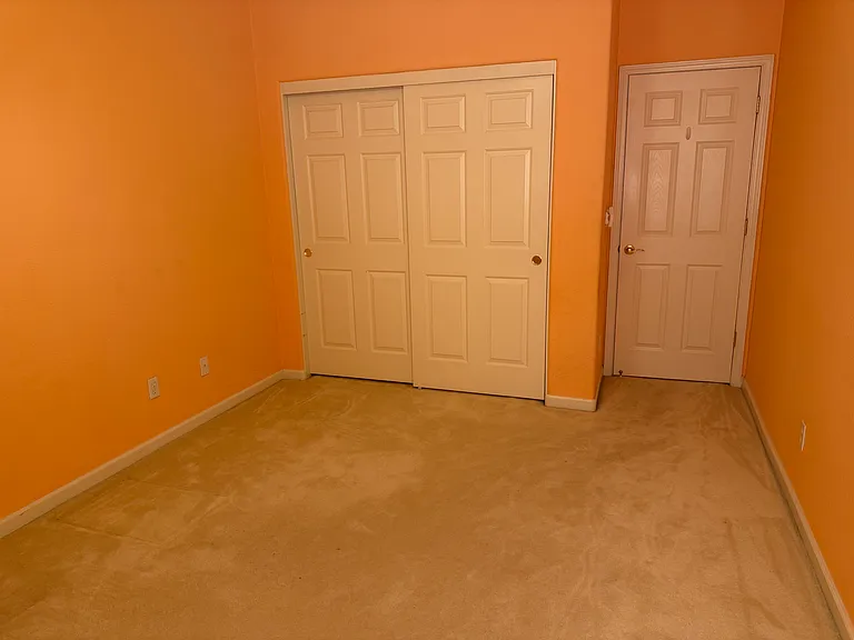 1533 Whispering Oaks Way — Photo 4