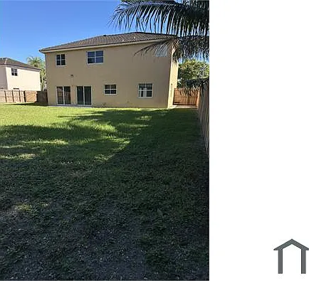 18124 SW 152nd Pl — Photo 4