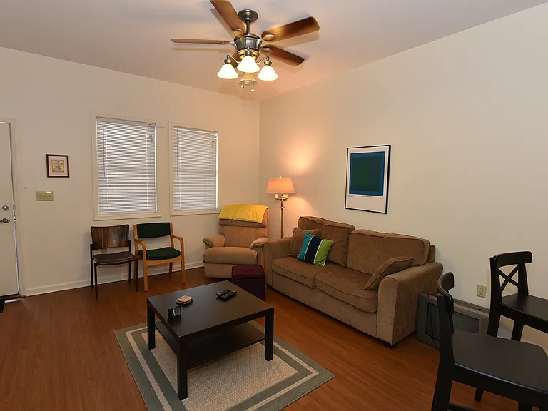 320 S Dunn — Photo 33