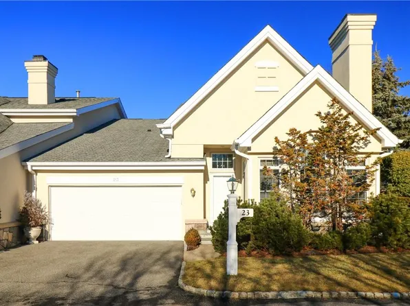 23 Doral Greens Drive E, Rye Brook, NY 10573