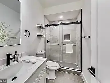 1626 K St NE #1 — Photo 12