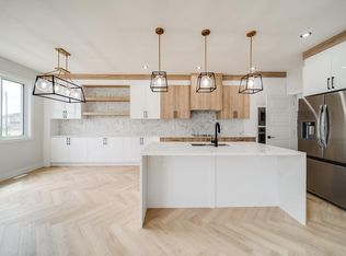 8815 183rd Ave NW, Edmonton, AB T5Z0S8