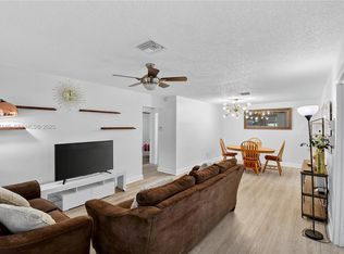 554 NW 46th St, Oakland Park, FL 33309