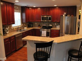 1525 Myrtle Ave, Chesapeake, VA 23325