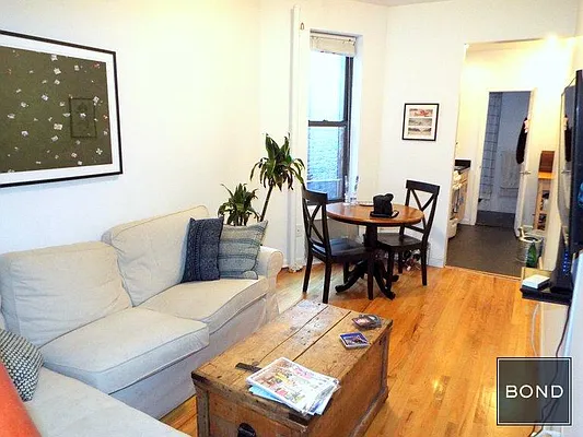 Rented by Bond New York | media 2