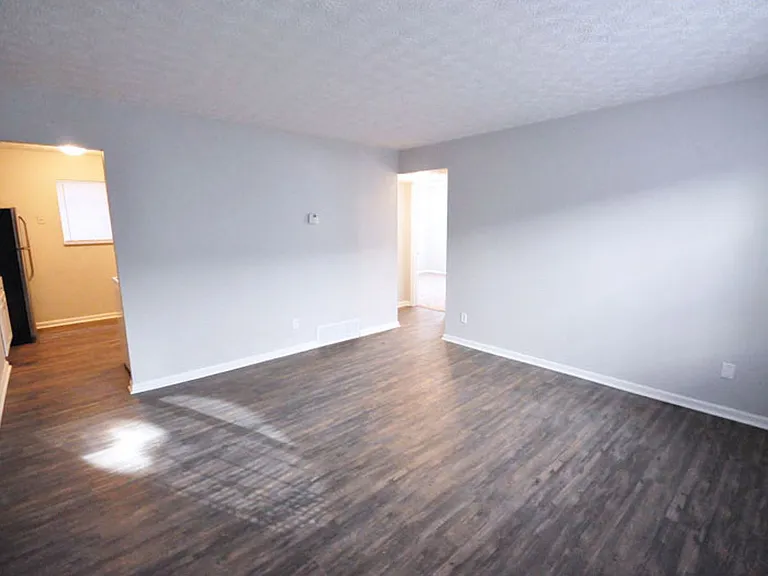 1332 Courtland Ave #D — Photo 6