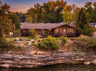 61830 E 262nd Loop N, Grove, OK 74344