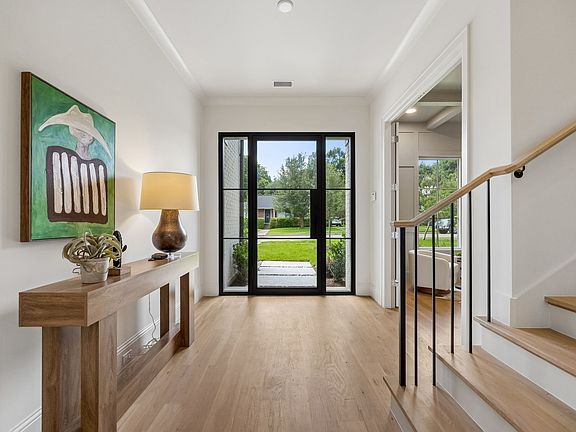 4th image of 6207 Sudbury Dr