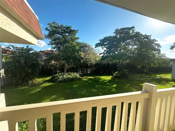 4163 SW 67th Avenue #211C, Davie, FL 33314