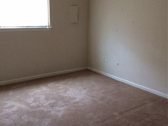 5th image of 361 San Antonio Blvd APT 5