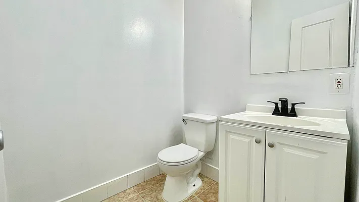 Rented by Brooklyn High Rise LLC | media 19