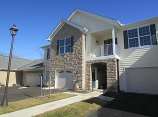 134 Lakes At Cheshire Dr, Delaware, OH 43015