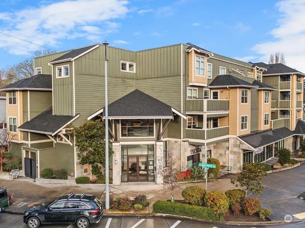 3150 W Government Way #403, Seattle, WA 98199