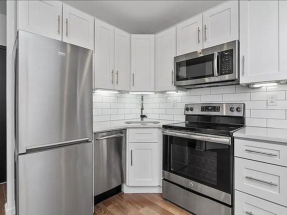 3rd image of 96 Avenue A #5