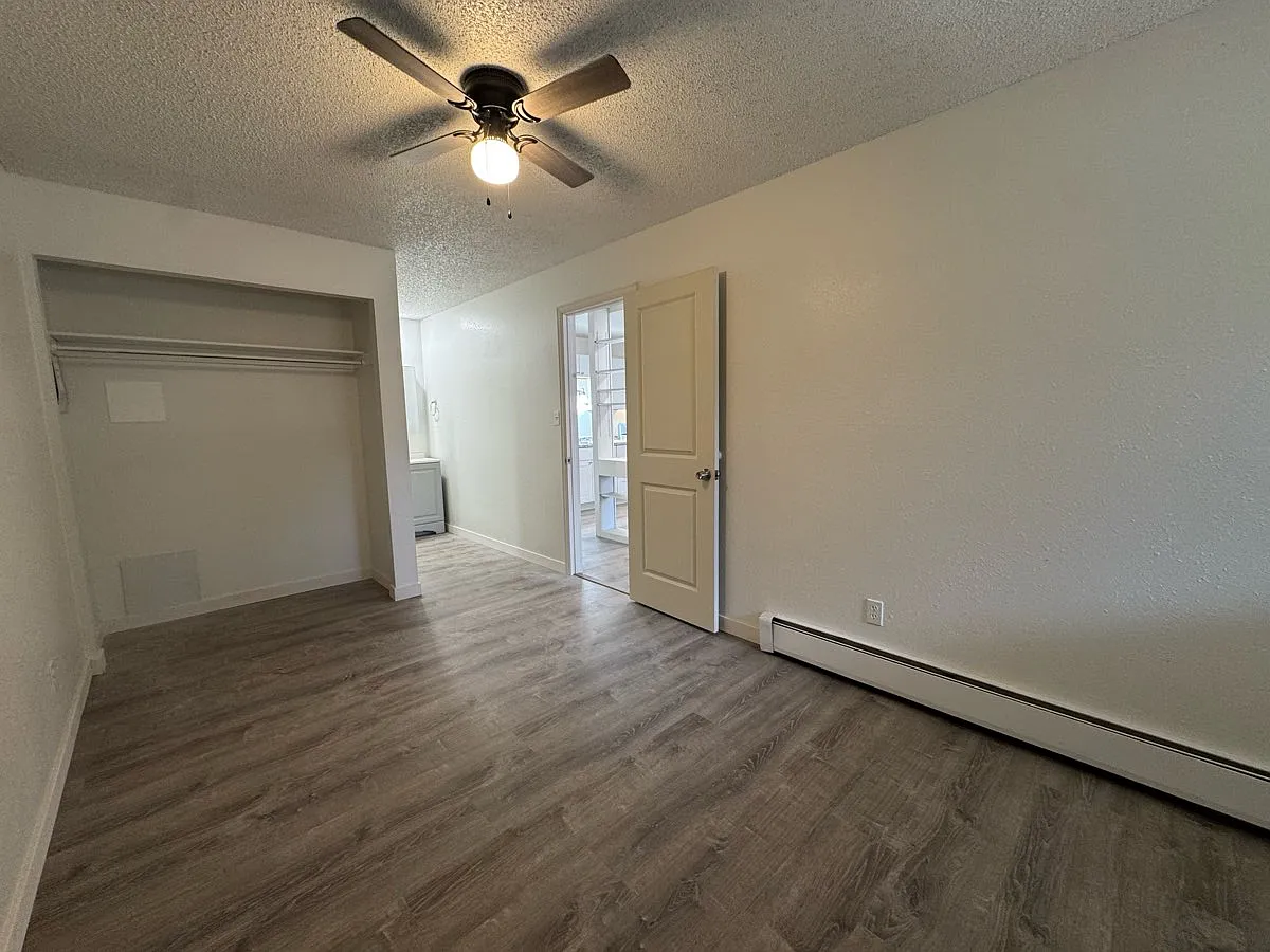 2 bed, $1,195 — Photo 2