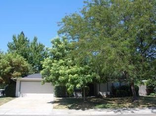 87 Hidden Lake Cir, Sacramento, CA