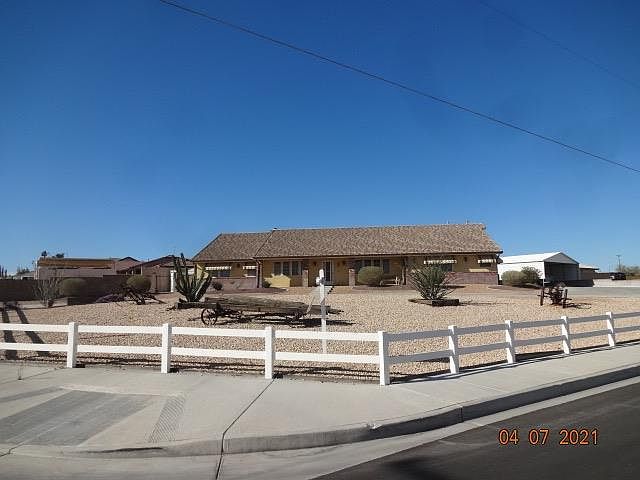 1st image of 280 Cypress Dr