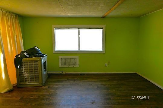 5th image of 3941 1/2 W Weiman Ave