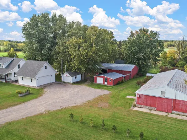 15643 100th Ave, Milaca, MN 56353