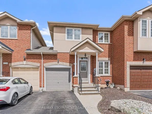 2393 Dalebrook Dr, Oakville, ON L6H 6K4
