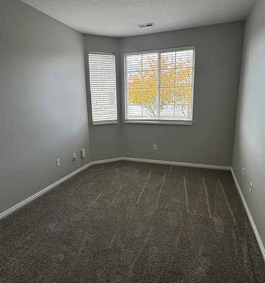 1065 W Haworth Dr — Photo 9